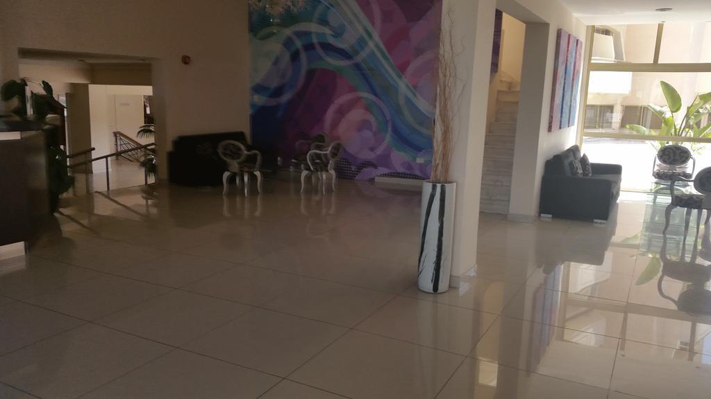 Crown Resorts Henipa Larnaka Exterior foto